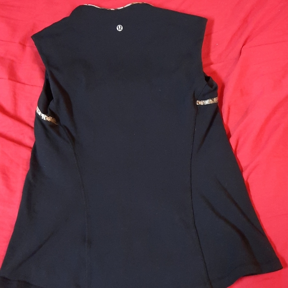 ❤️ 2 for $15 Lululemon black top - Picture 2 of 5
